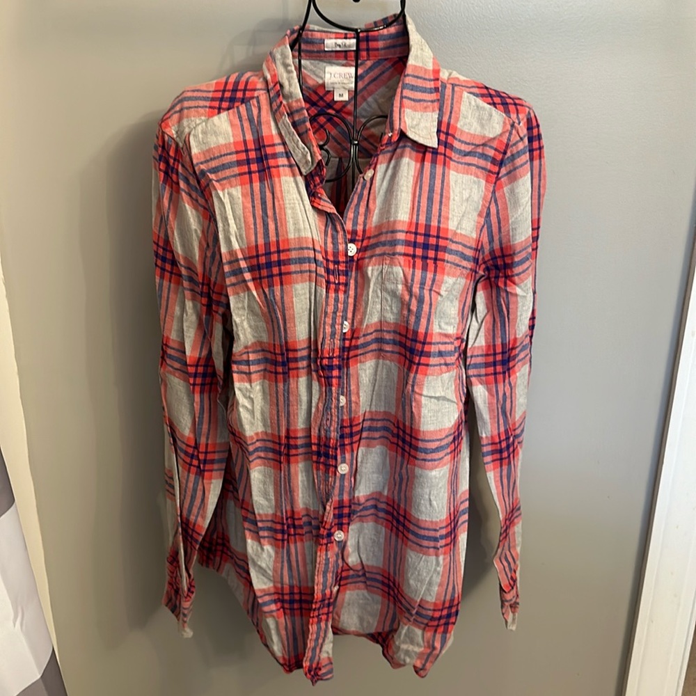 Women’s size M J Crew boy fit long sleeve